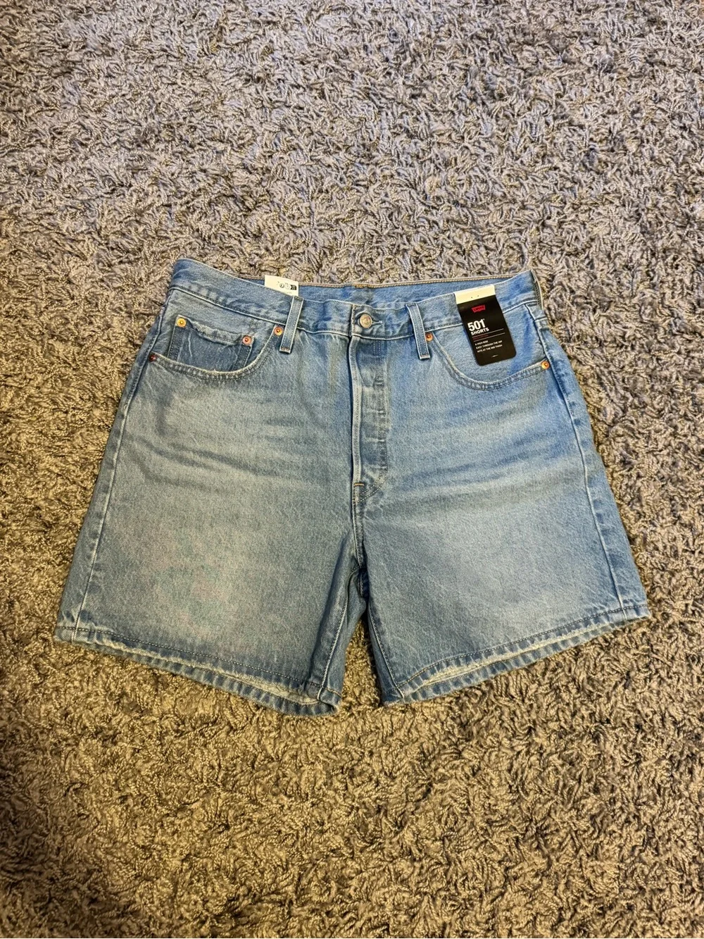 NWT Levi's 501 High Waist Mid Thigh Denim Shorts Size 33 in Luxor Last